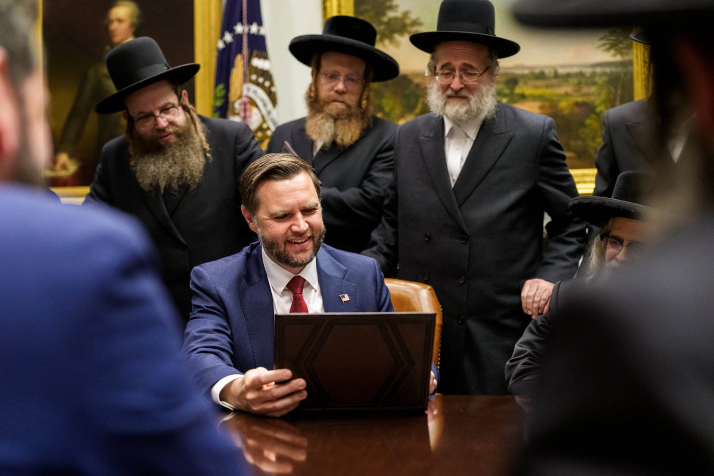 האדמו"רים במפגש עם הנשיא טראמפ