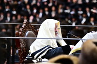 האדמו"ר מויז'ניץ בסליחות ראשונות
