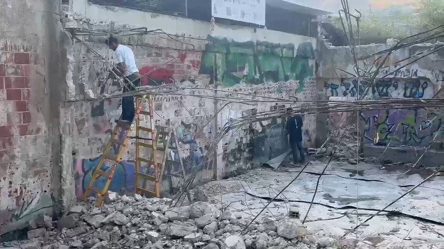 ההרס בעין ג'ונס, הבוקר