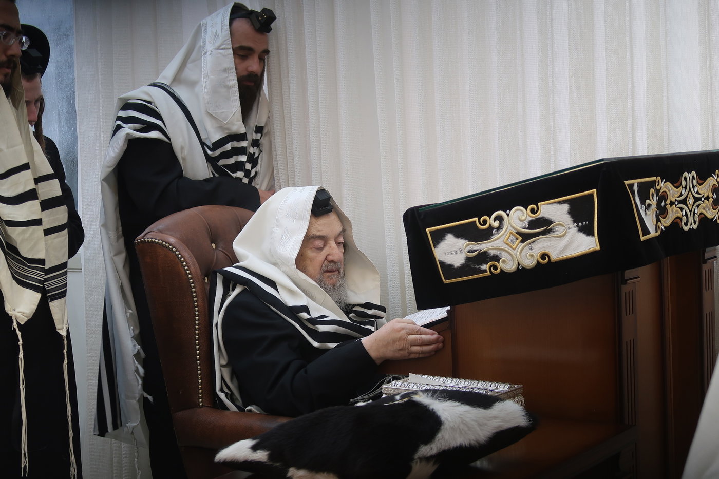 א' סליחות אצל הגה"צ רבי יעקב מאיר שכטר