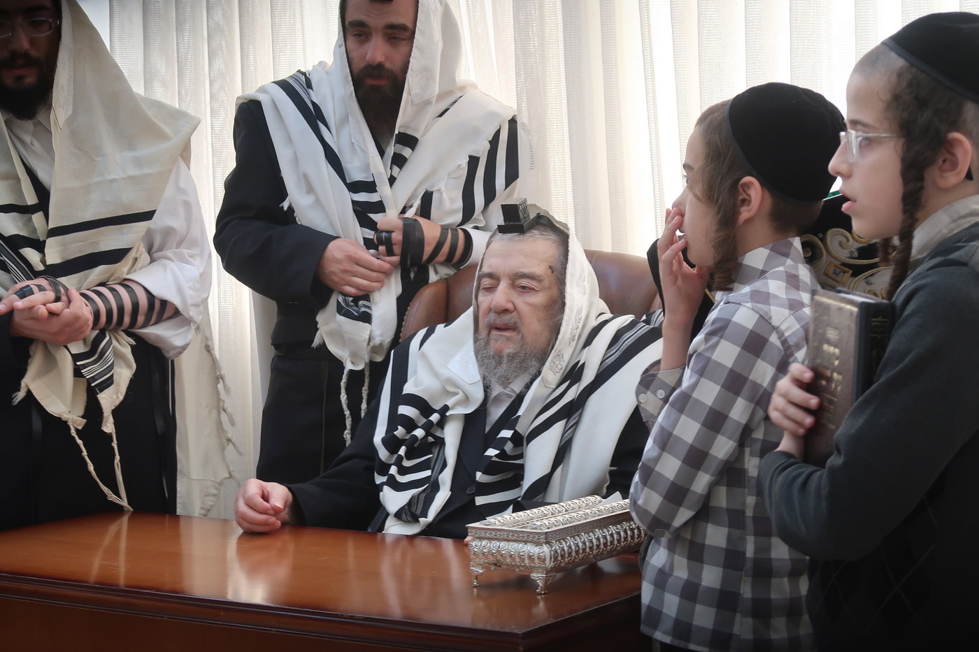 א' סליחות אצל הגה"צ רבי יעקב מאיר שכטר