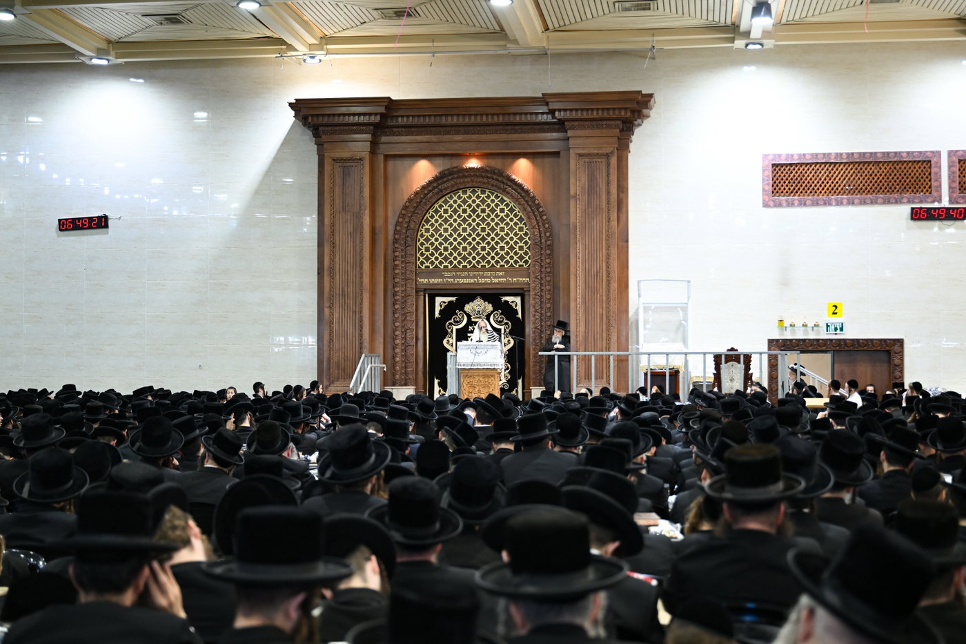 סליחות ראשונות בחצה"ק צאנז