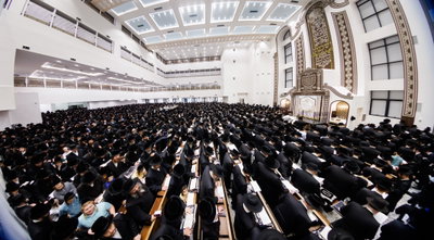 סליחות ראשונות בחצה"ק באבוב 45