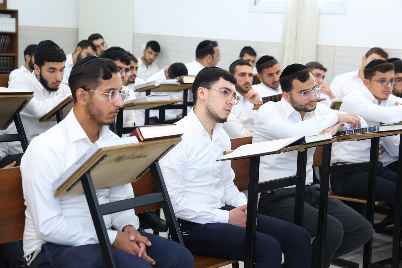 הגר"ח פינשטיין בישיבת 'אמרי חכמה' 