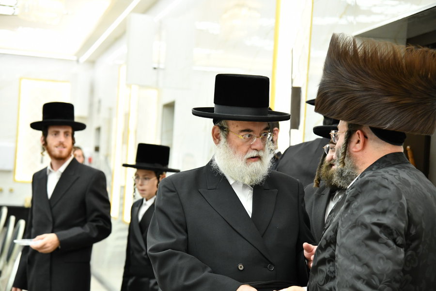 איש התקשורת המוכר חגג בר מצווה לבנו - כולם התייצבו לשמח | גלריה
