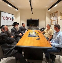 יו"ר "רפואה וחיים", הרב יצחק שטרן, בביקור מקצועי במרכז השיקום האינטגרטיבי "מדיקל קר" בבת ים