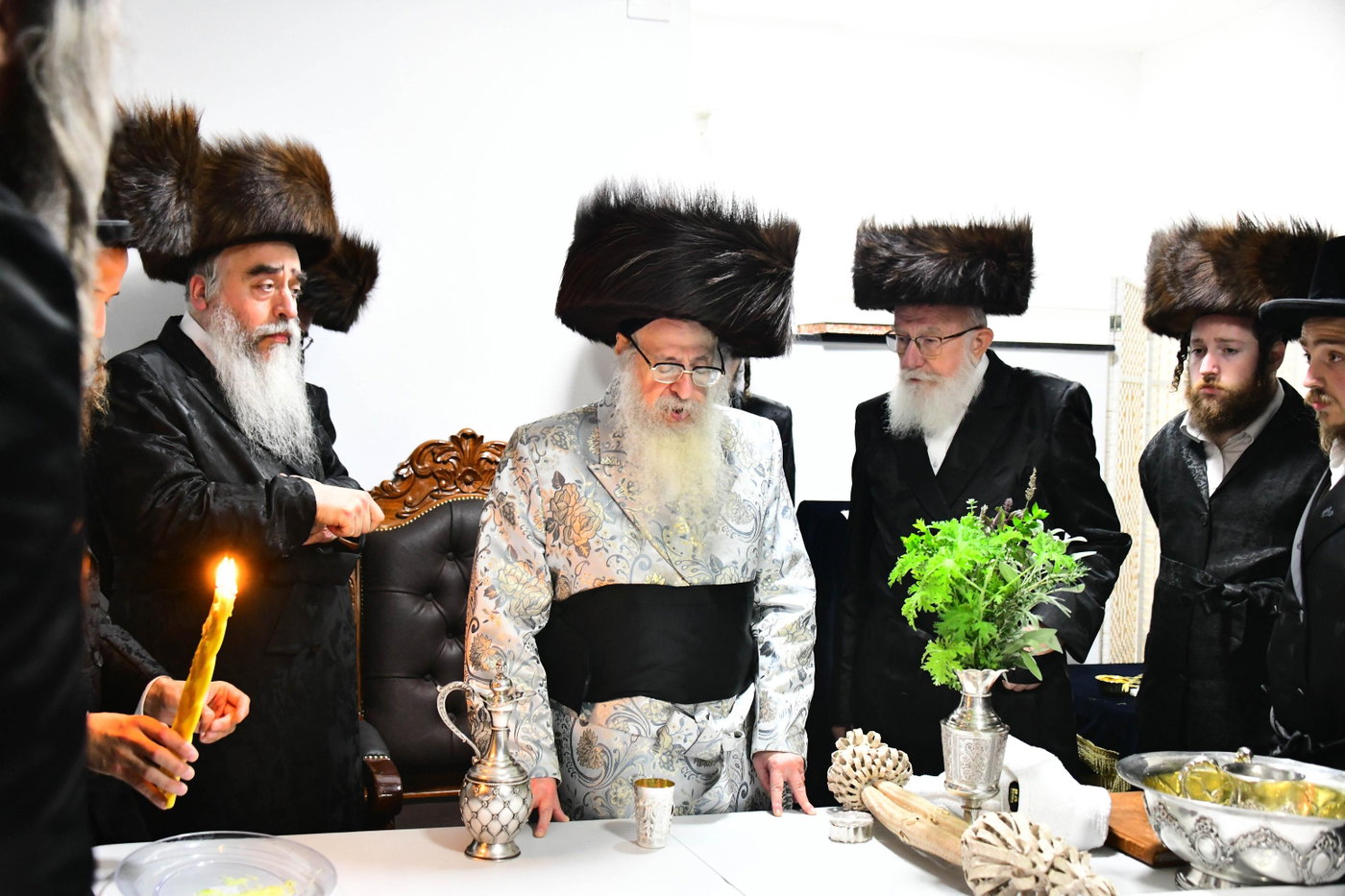 האדמו"ר מצאנז קלויזנבורג בהבדלה