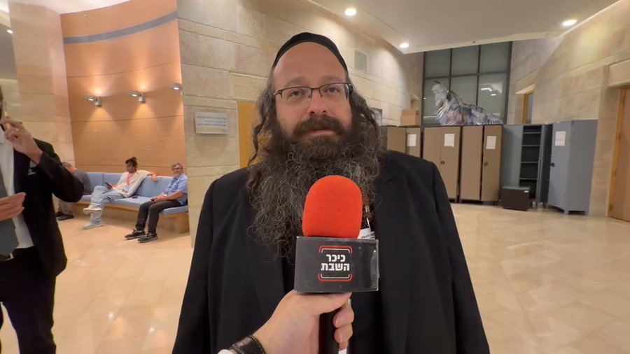 מועמד "צבע שחור" לכיכר השבת