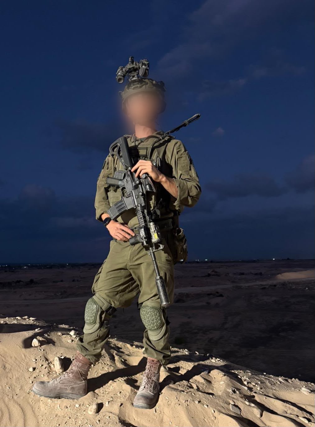 מפקד הפלגה, רב-סרן י' שחיסל את המחבל
