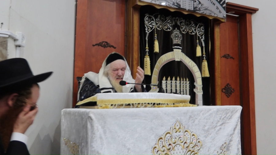 סליחות ראשונות אצל הגר"מ שטרנבוך