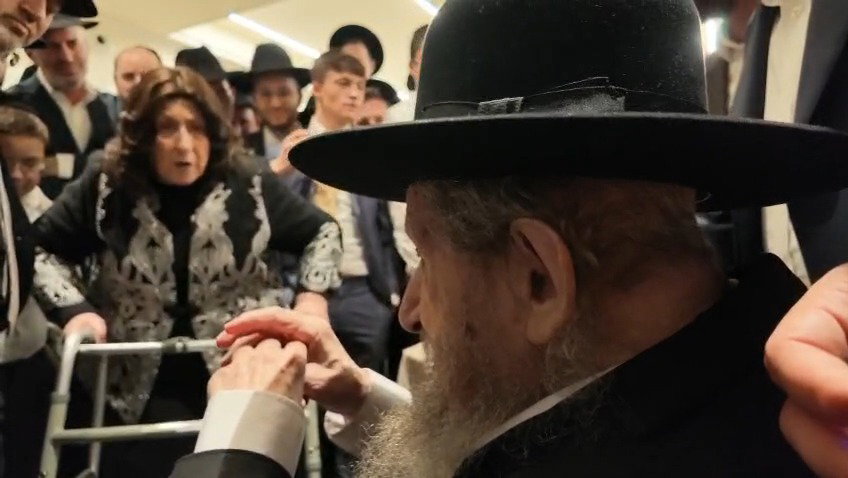 המנהיג הגר"ד לנדו משוחח עם חנה גפני