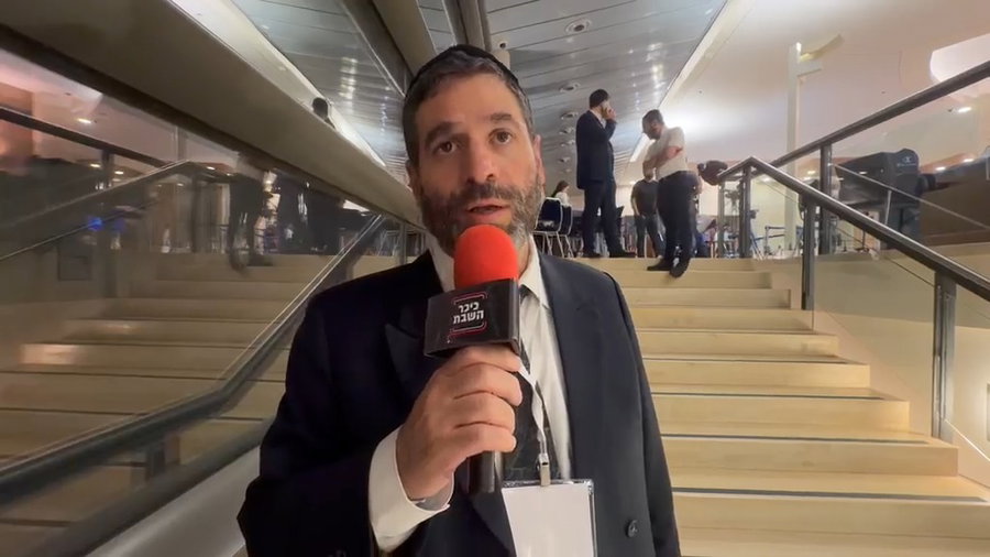 מנחם שפירא, יו״ר המחלקה המוניציפלית של דגל התורה ומ"מ ראה"ע בני ברק בשיחה עם 'כיכר'