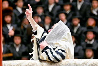 סליחות ראשונות בחצה"ק ויזניץ