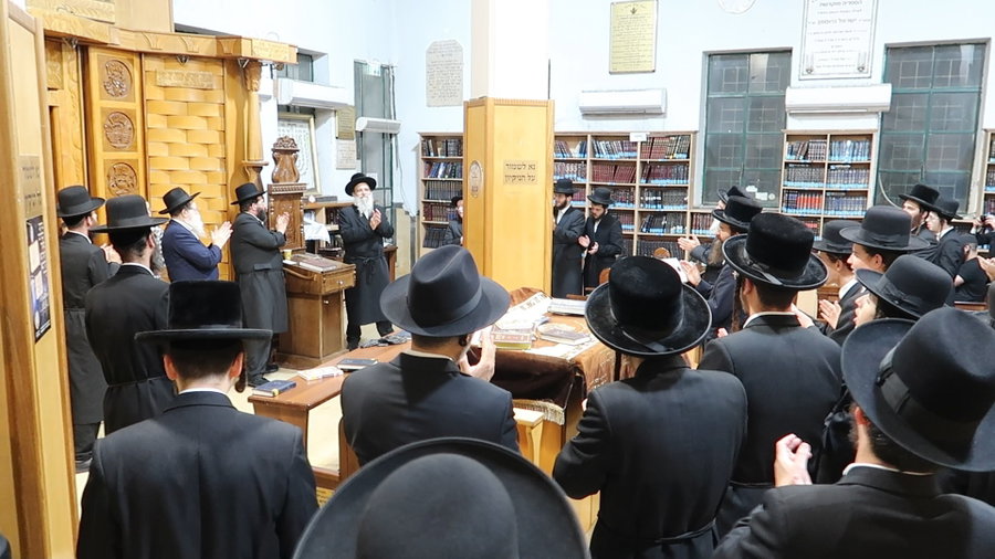 האדמו"ר מאשלג בני היכלא במסע הקודש לצפון