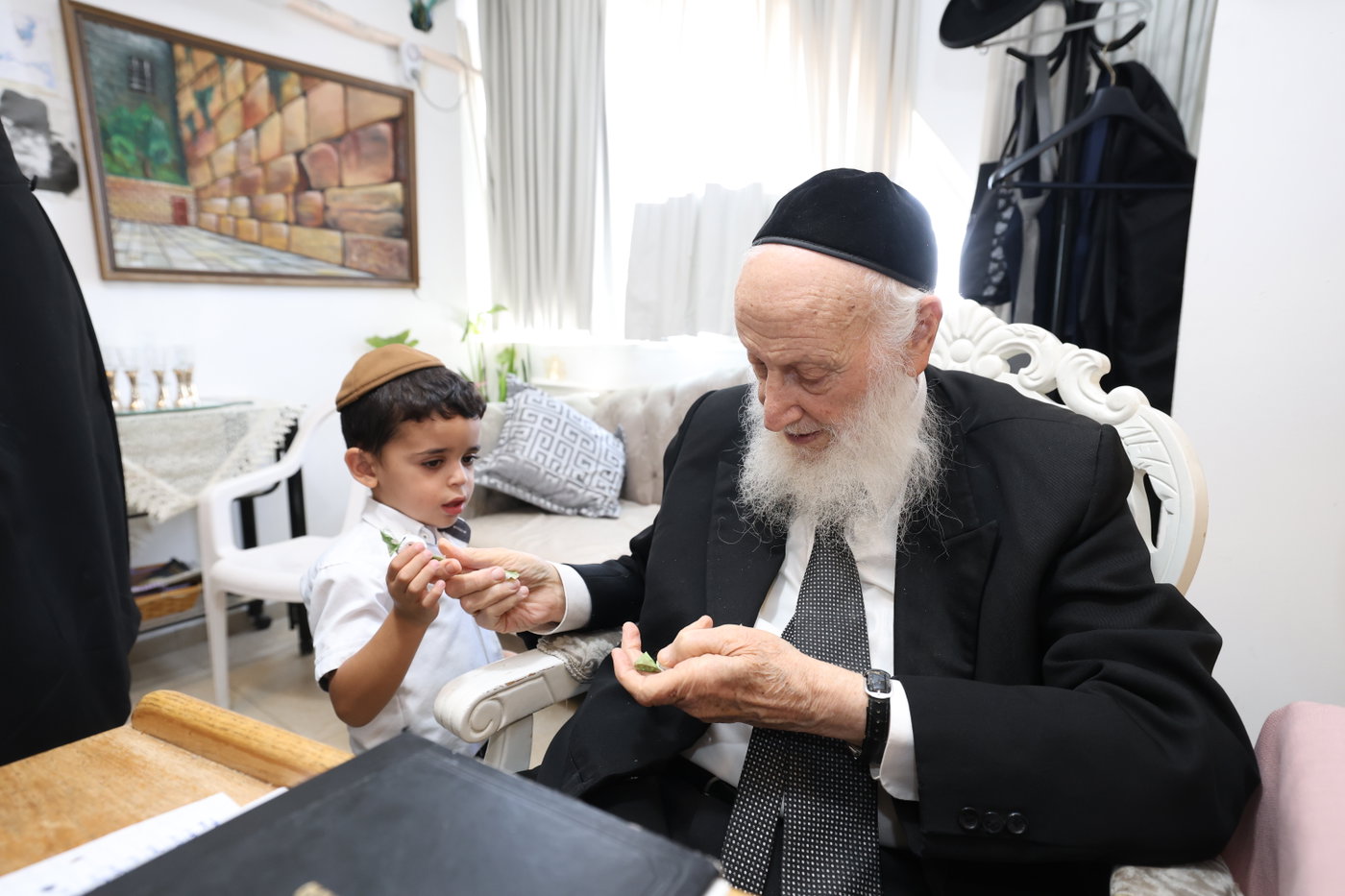 ילדי בית דוד אצל הגר"ש בצלאל