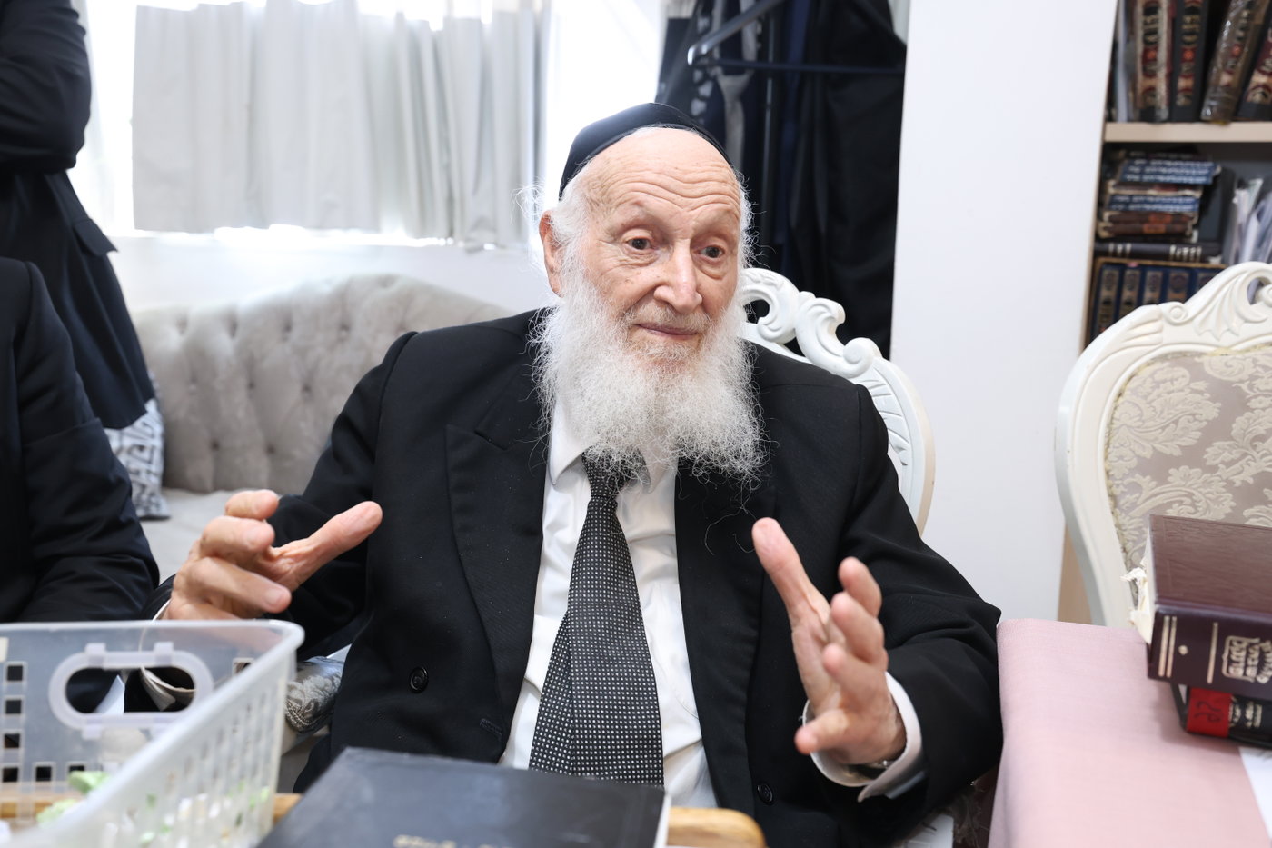 ילדי בית דוד אצל הגר"ש בצלאל