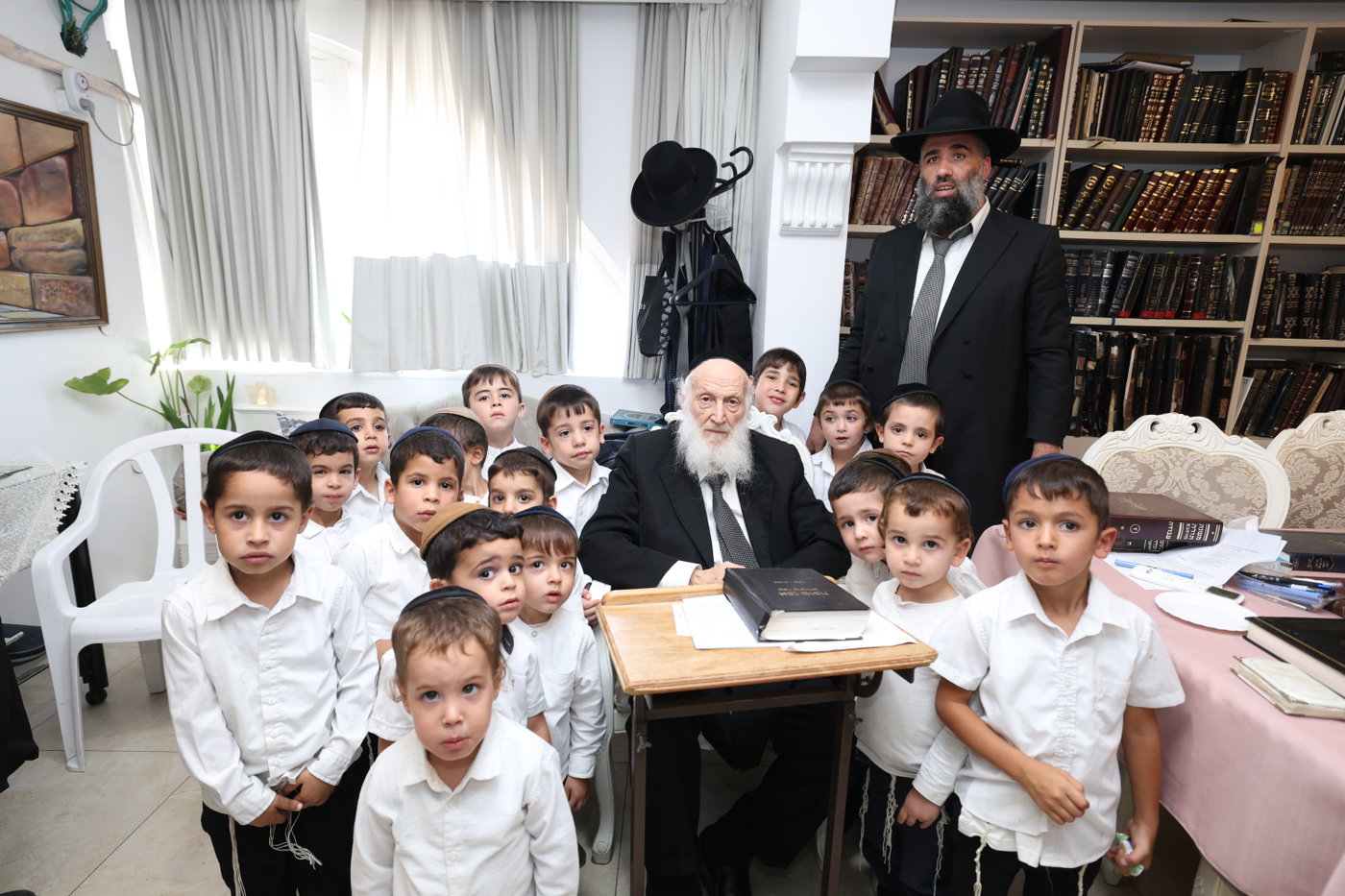 ילדי בית דוד אצל הגר"ש בצלאל