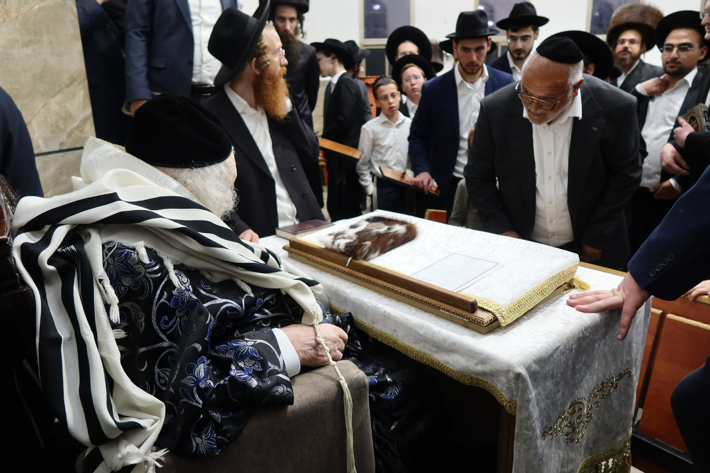 סליחות ראשונות אצל הגר"מ שטרנבוך