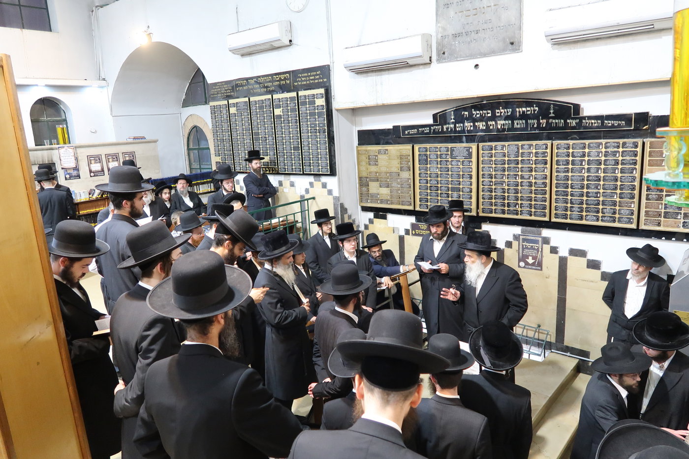 האדמו"ר מאשלג בני היכלא במסע הקודש לצפון