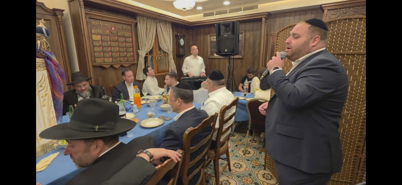 במעון הראשל"צ בבית וגן: ספר תורה מיוחד הוכנס לקראת הימים הנוראים