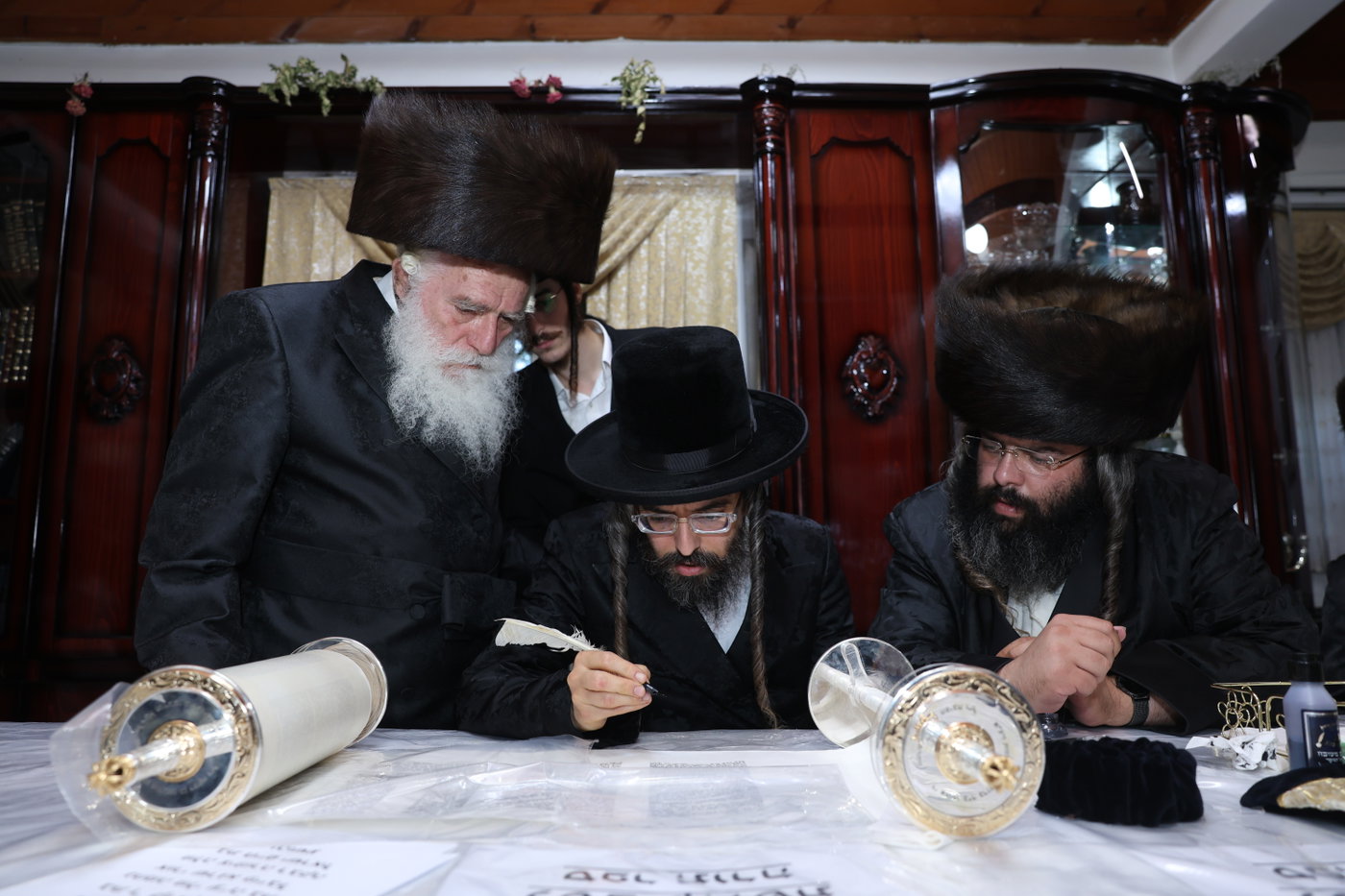 הכנסת ספר תורה במירון