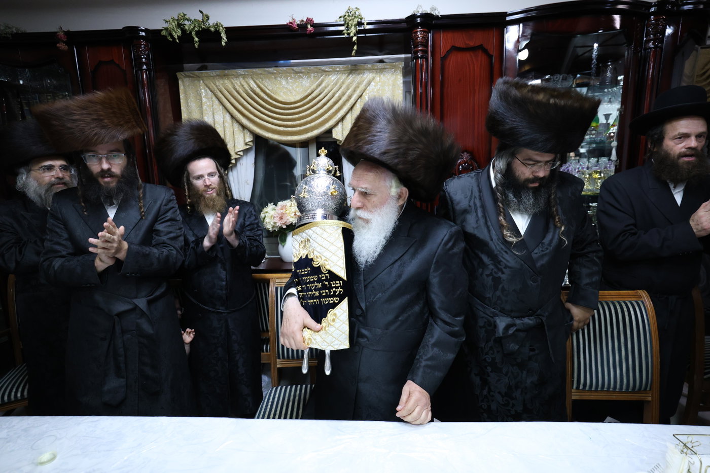 הכנסת ספר תורה במירון