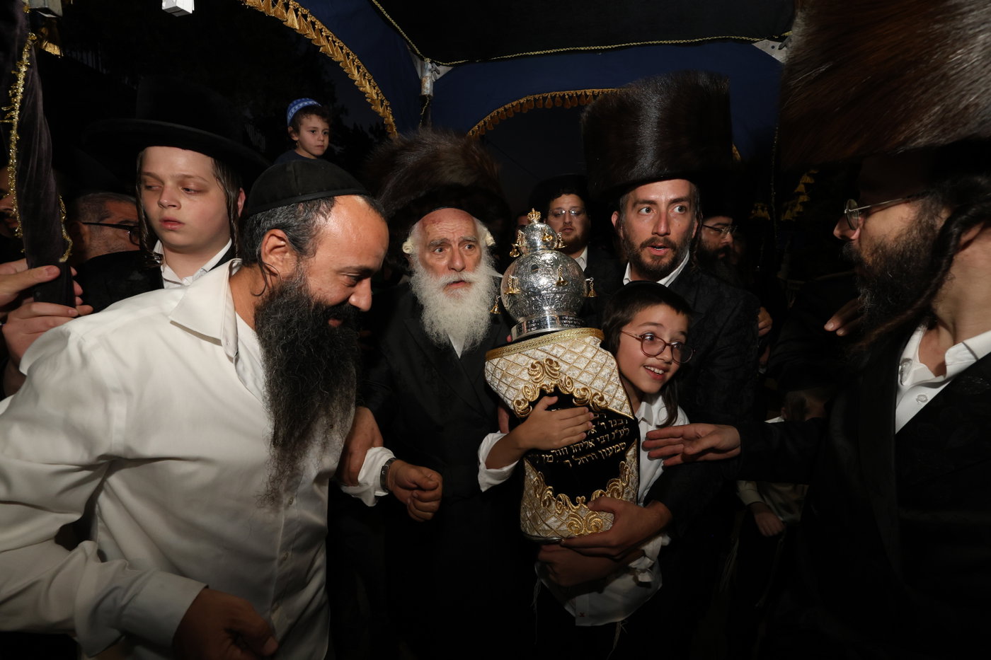 הכנסת ספר תורה במירון
