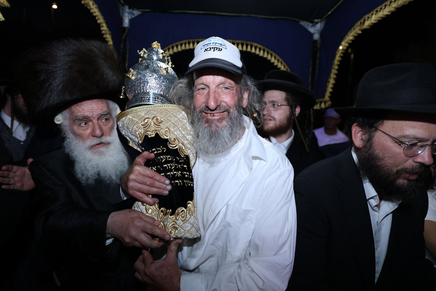 הכנסת ספר תורה במירון