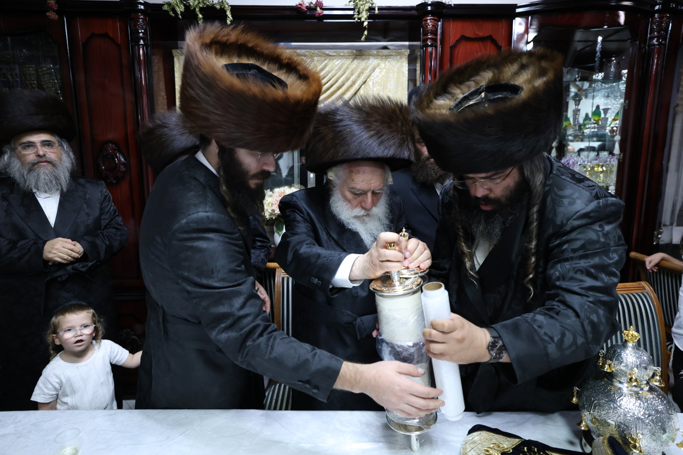 הכנסת ספר תורה במירון