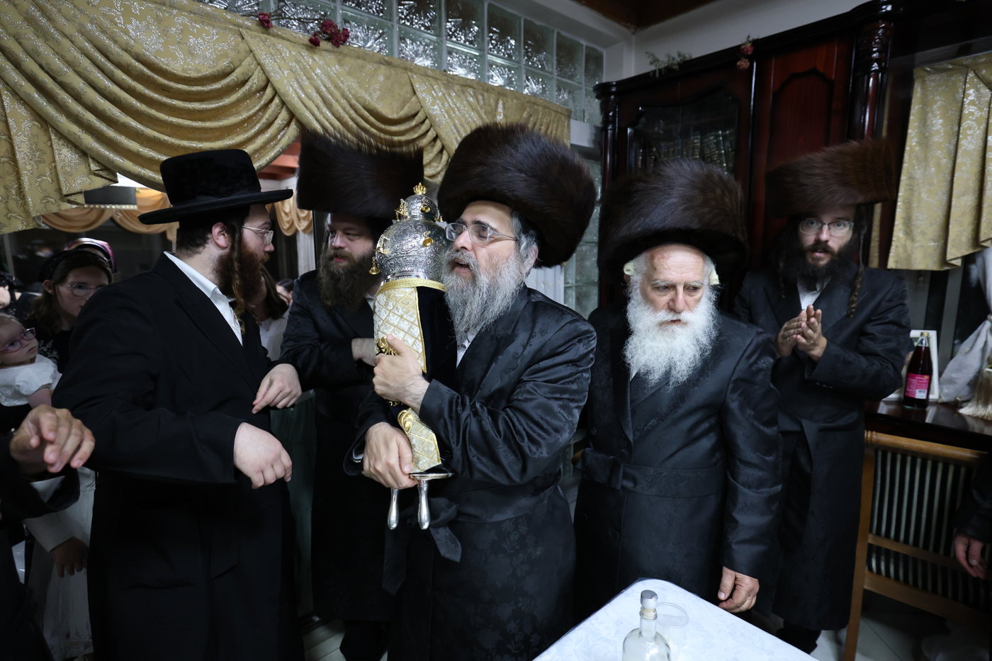 הכנסת ספר תורה במירון