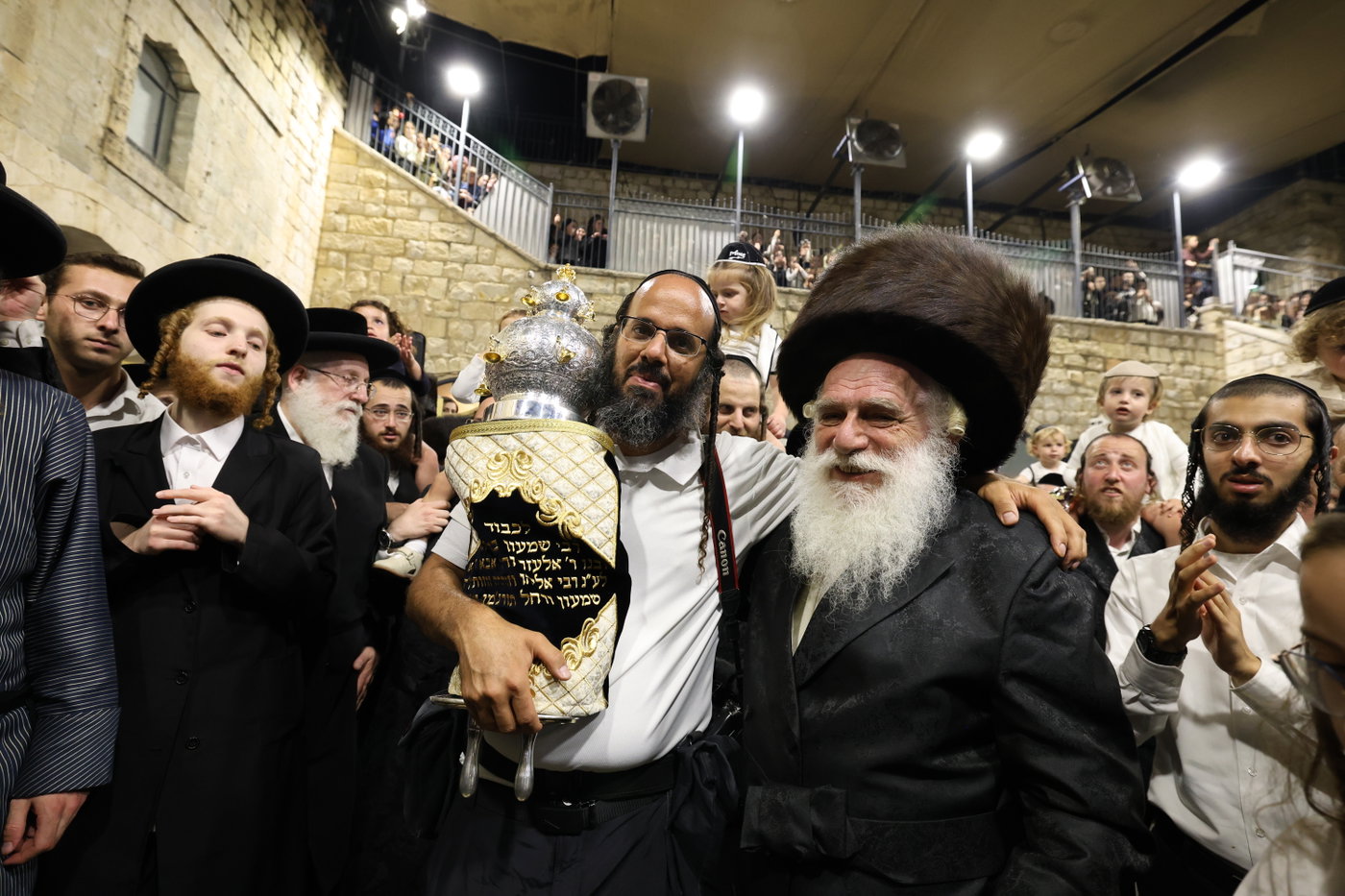הכנסת ספר תורה במירון