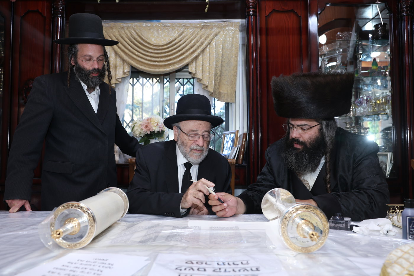 הכנסת ספר תורה במירון