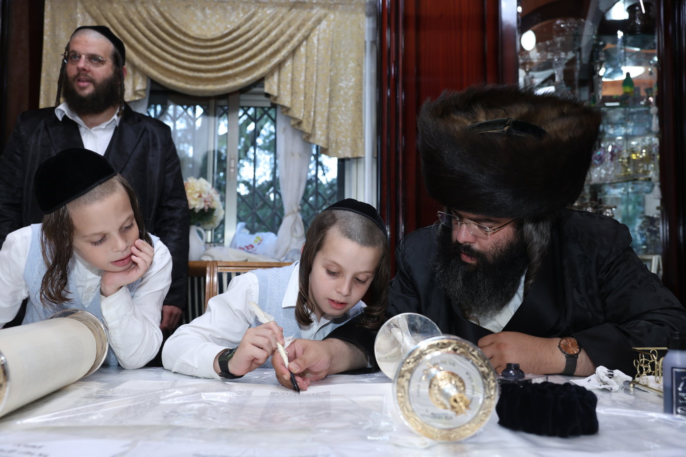 הכנסת ספר תורה במירון