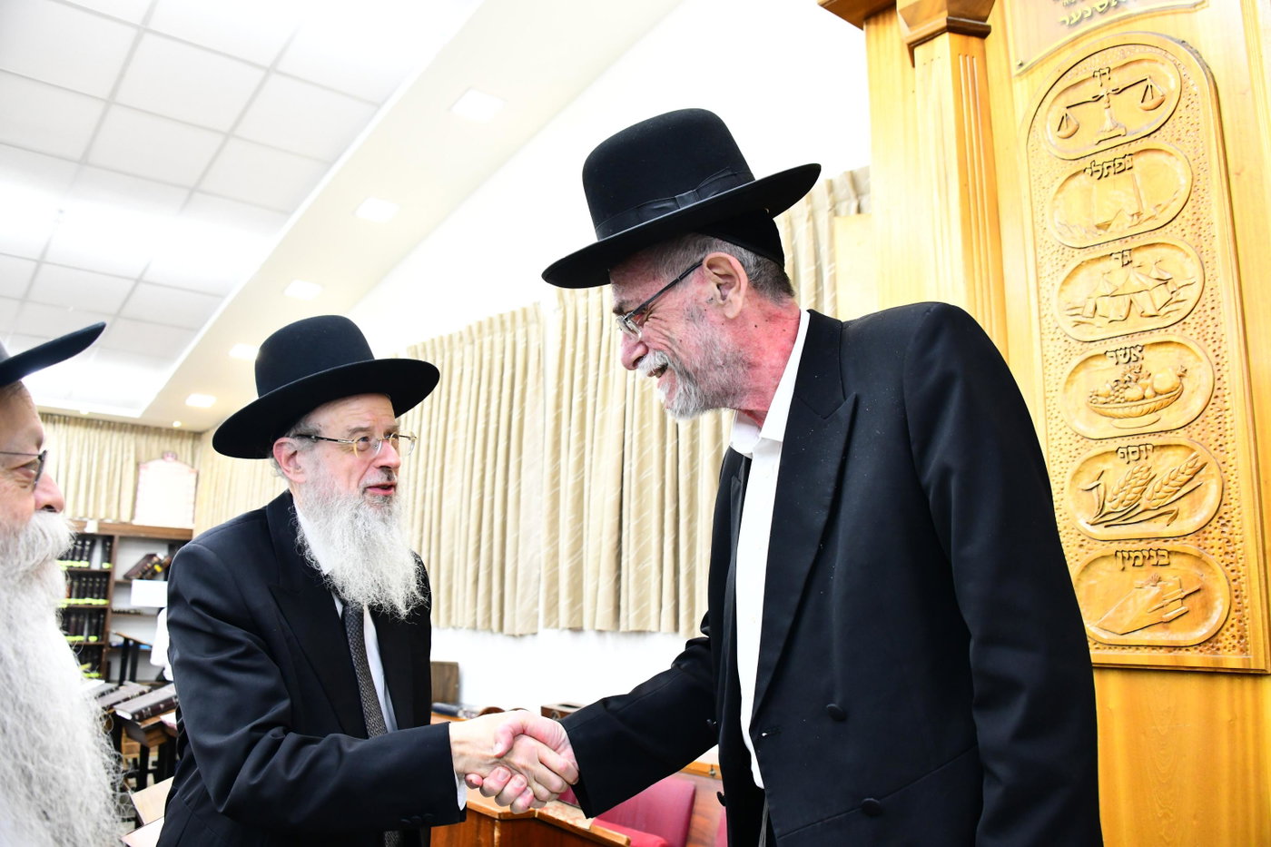 הגרי"ב שרייבר בשיחה בקריית מלך