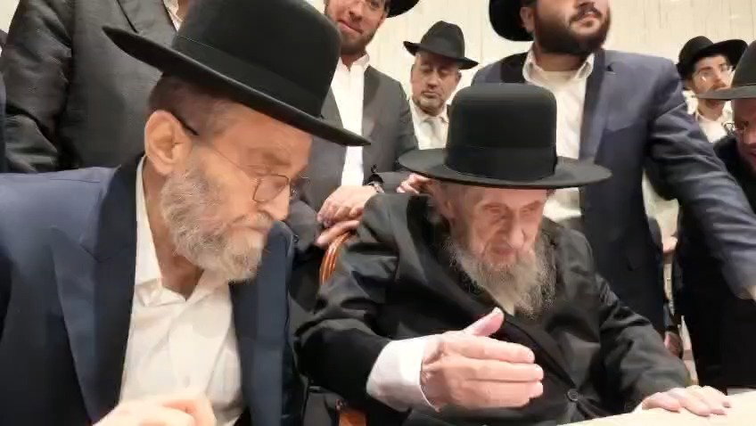 צפו בתיעוד