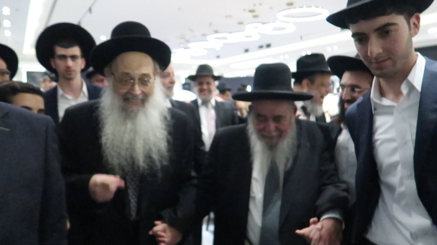 שמחת בר המצווה לנכד הגר"מ מאיה