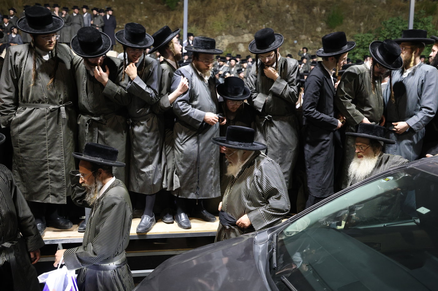 האדמו"ר מתולדות אהרן במירון