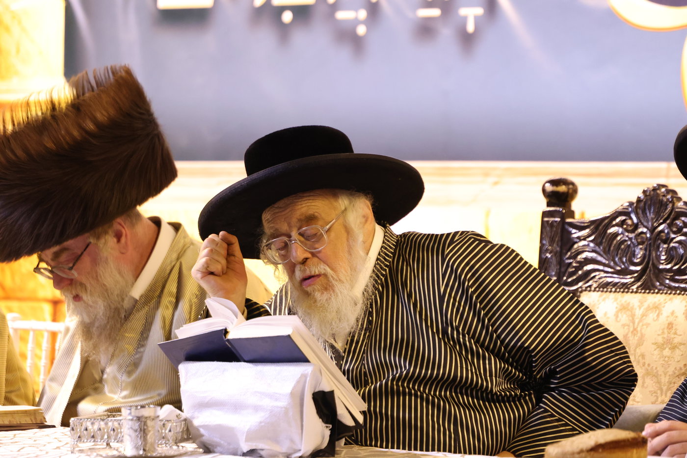 האדמו"ר מתולדות אהרן במירון