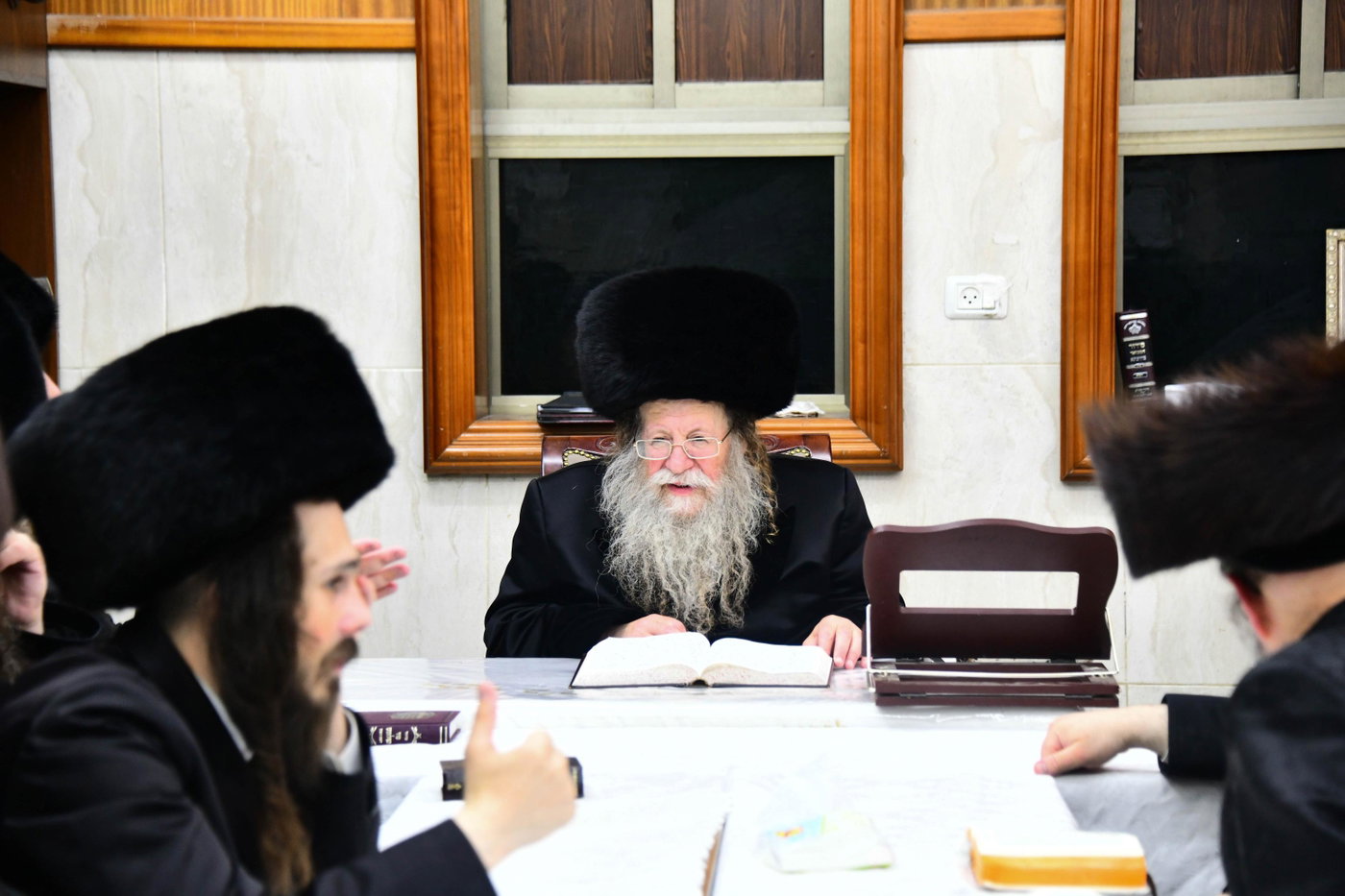 מוצאי ר"ה בחצה"ק קוזמיר