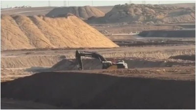 תיעוד מקומם: עבודות בשכונה החרדית בעיצומו של ראש השנה