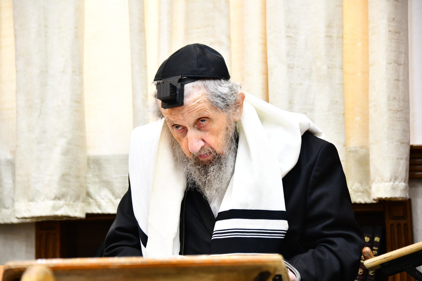 הגר"ד לנדו והגרמ"ה הירש בהתרת נדרים