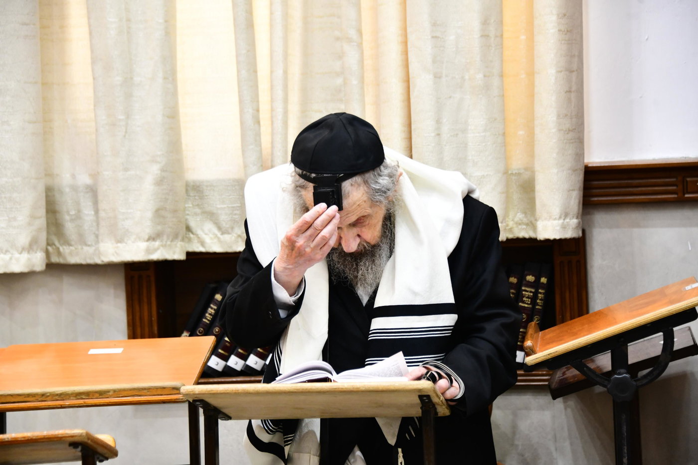 הגר"ד לנדו והגרמ"ה הירש בהתרת נדרים