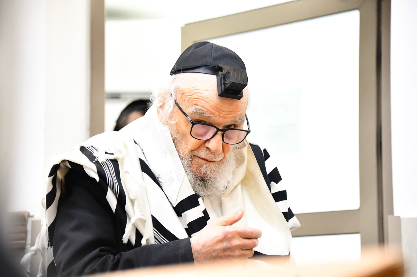 הגר"ד לנדו והגרמ"ה הירש בהתרת נדרים