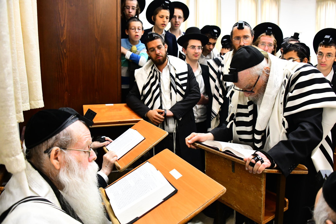 הגר"ד לנדו והגרמ"ה הירש בהתרת נדרים