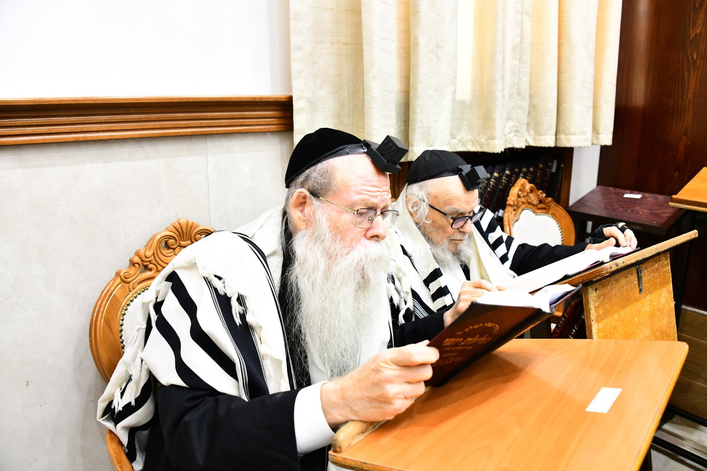 הגר"ד לנדו והגרמ"ה הירש בהתרת נדרים