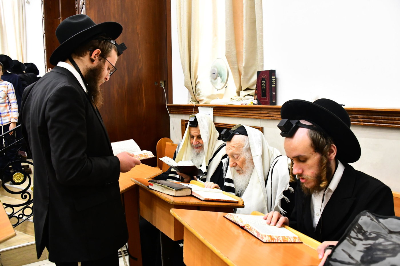 הגר"ד לנדו והגרמ"ה הירש בהתרת נדרים