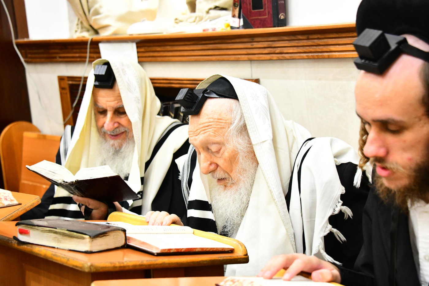 הגר"ד לנדו והגרמ"ה הירש בהתרת נדרים