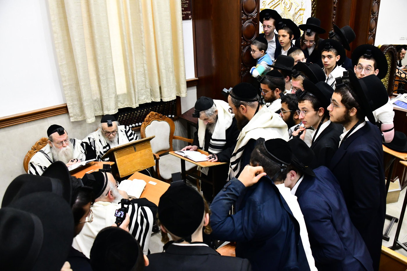 הגר"ד לנדו והגרמ"ה הירש בהתרת נדרים