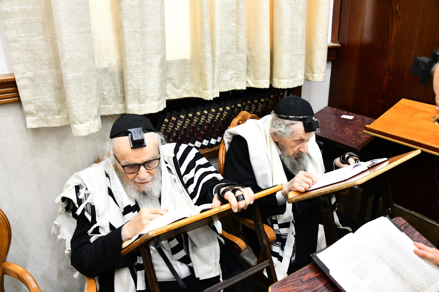 הגר"ד לנדו והגרמ"ה הירש בהתרת נדרים
