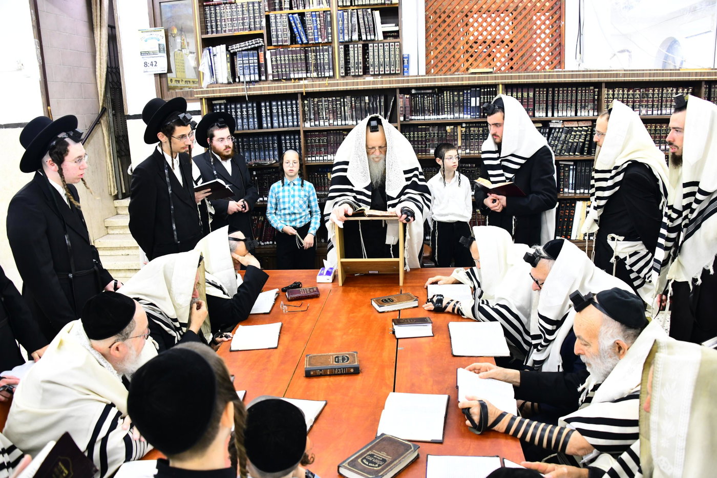 האדמו"ר ממודז'יץ בהתרת נדרים